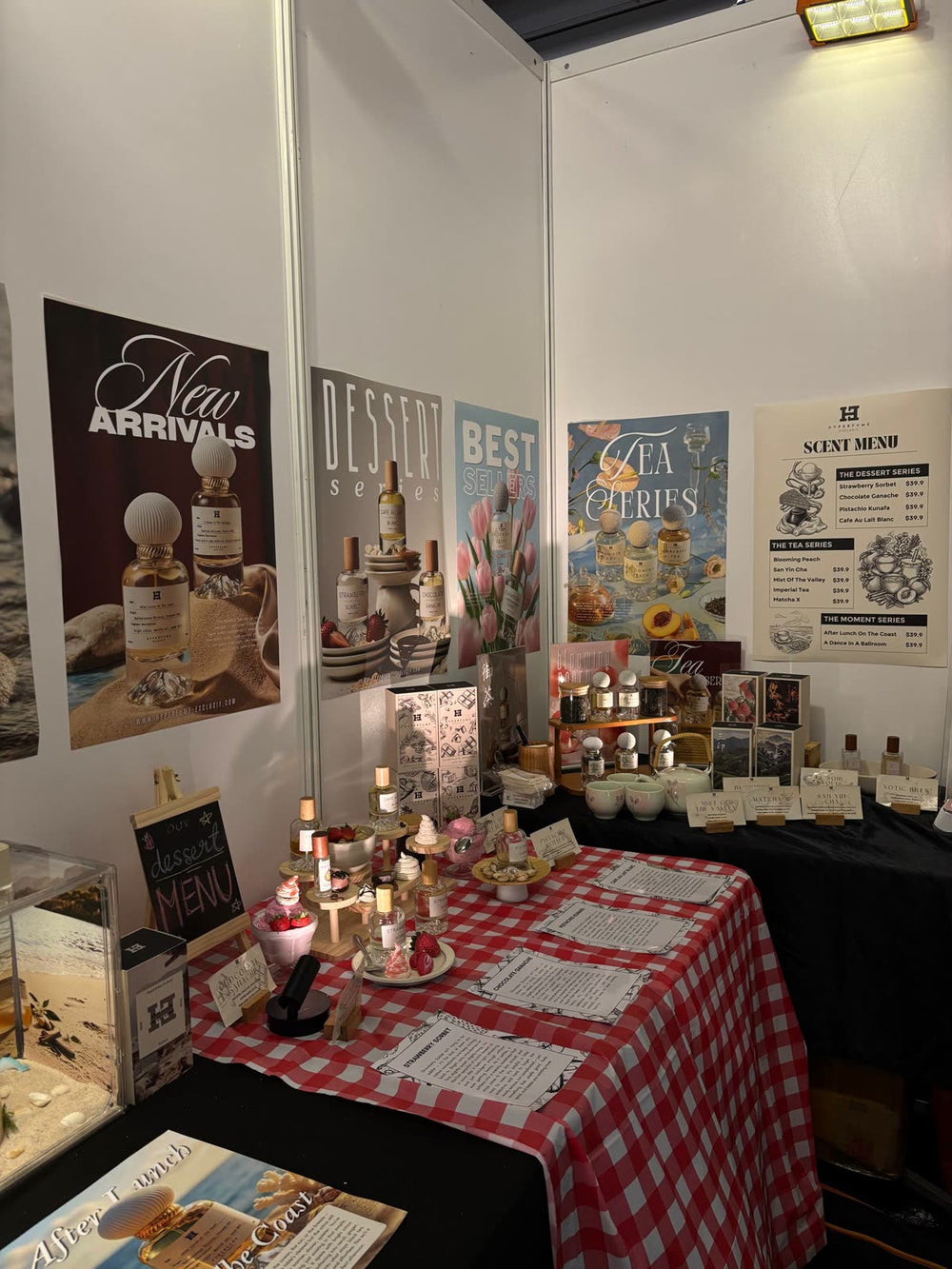 Hyperfume Exclusif booth
