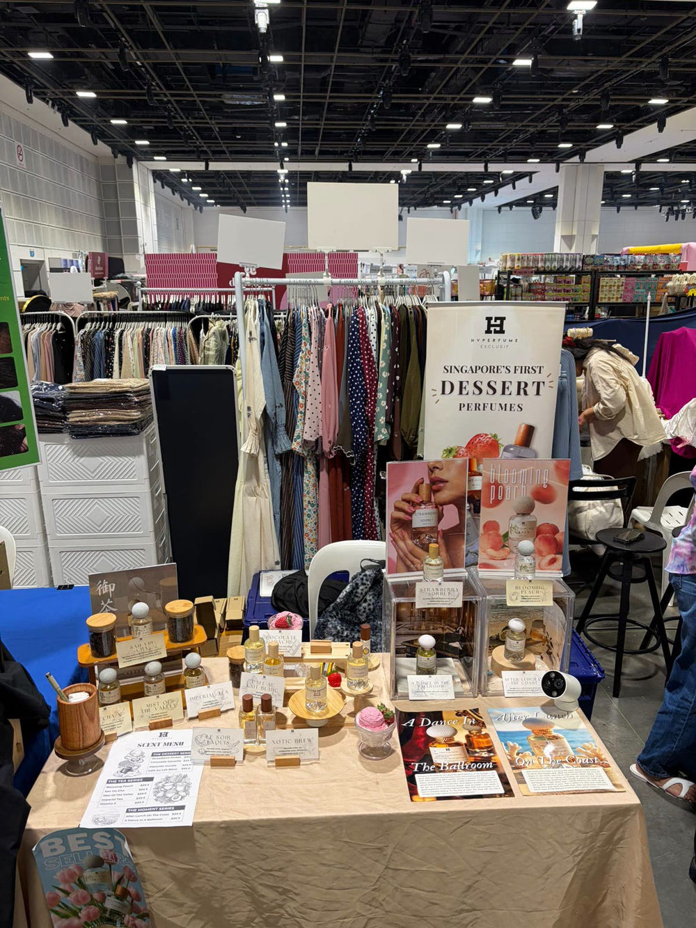 Hyperfume Exclusif booth